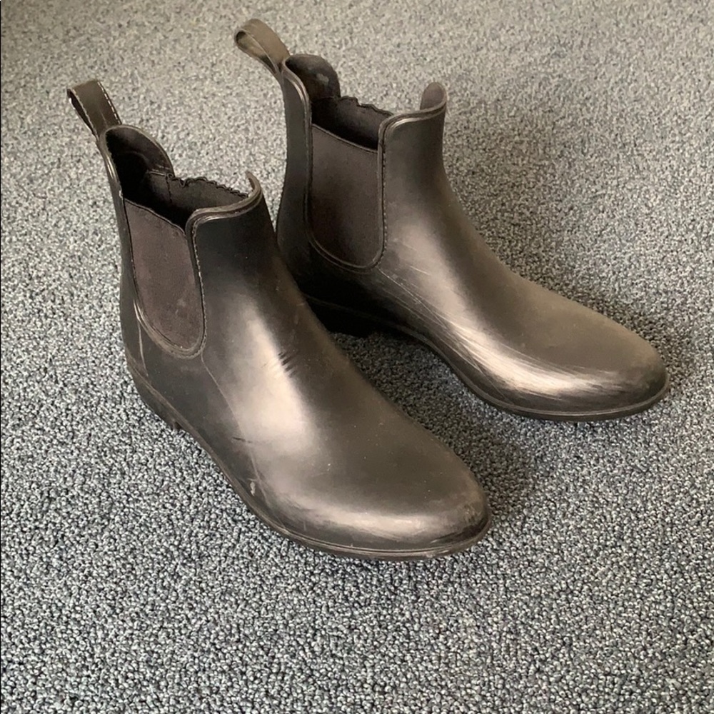 Rain boots